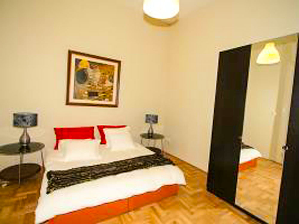 شقة من 4 غرف 72 أم2 في الطابق الأول بودابست